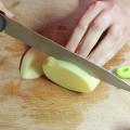 Как приготовить картошку по-деревенски с хрустящей корочкой